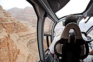 《流放之路》最新“哨卫”更新 可自定义困难模式